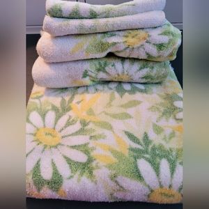 Vintage towel set